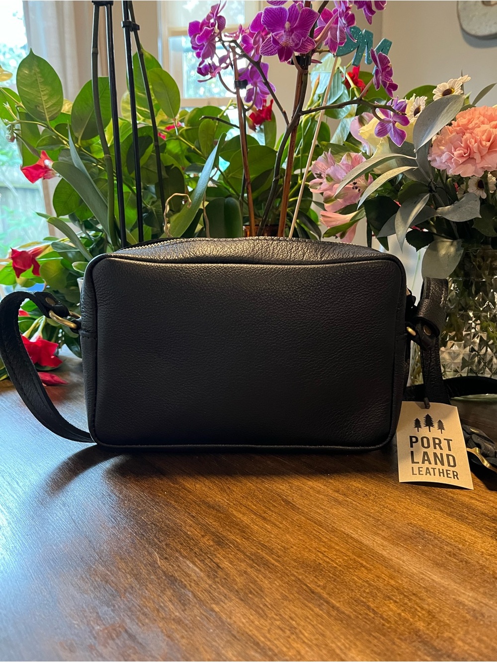 Portland Leather Black Pebble-Grain Messenger Crossbody